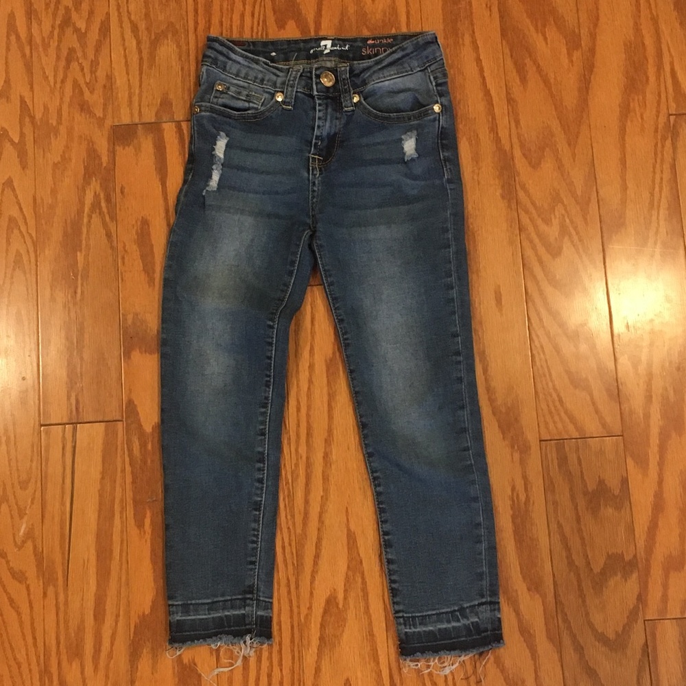 Blue jeans with little rips